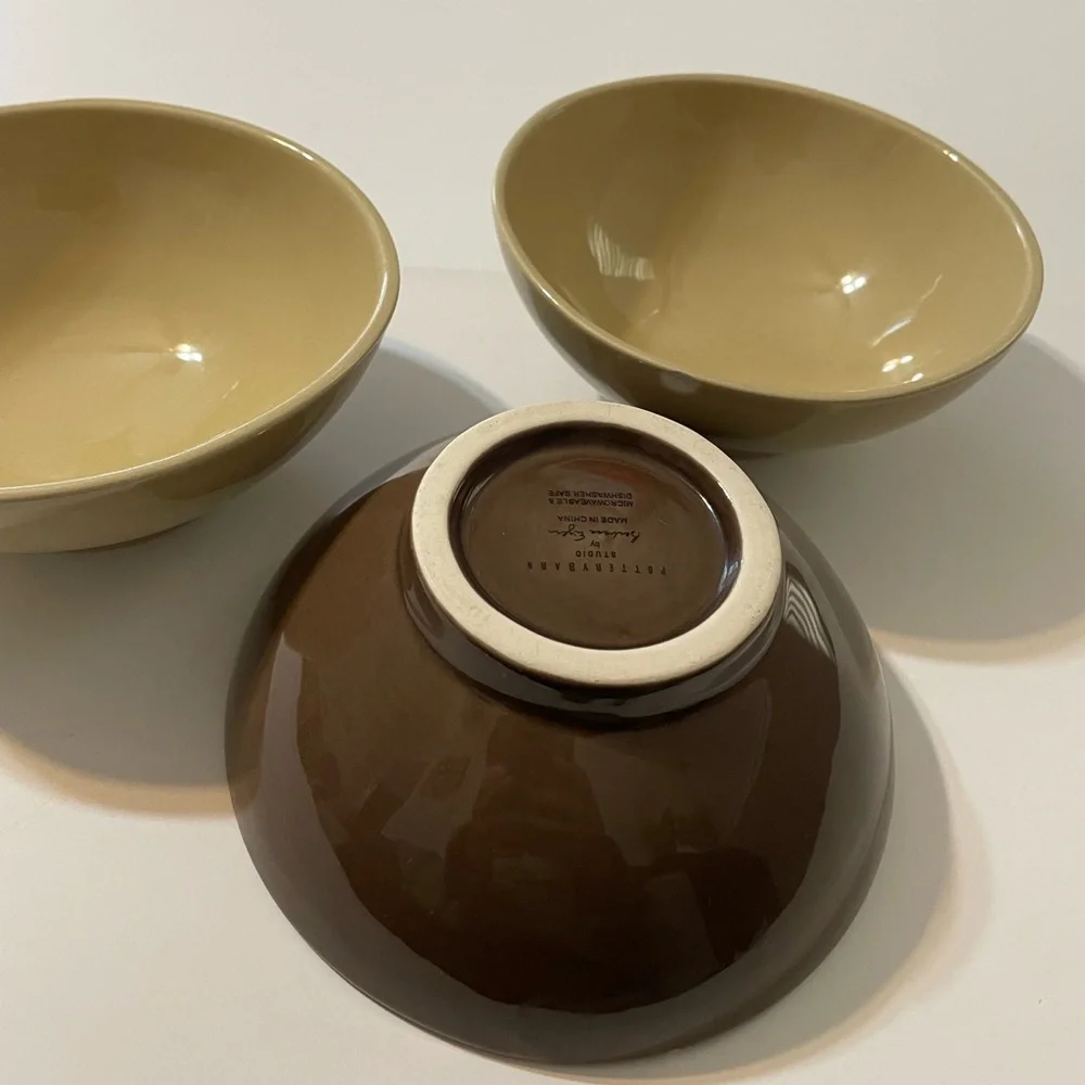 Pottery Barn Set of 3 round Bowls 6 1/2” Brown / Cream